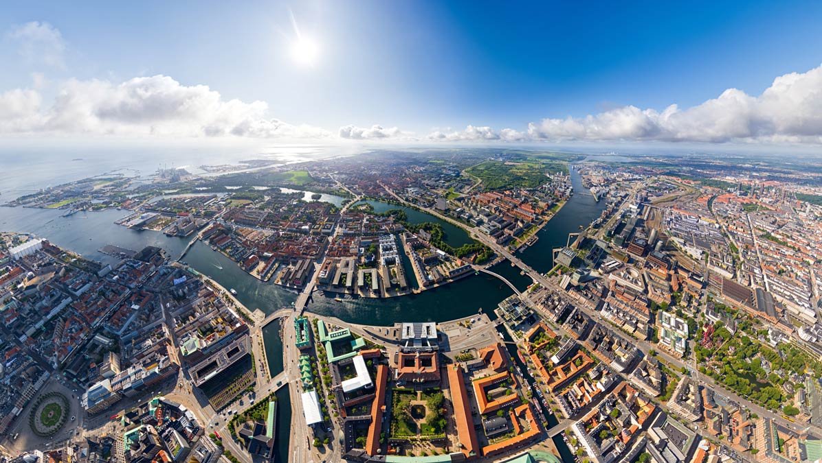 Kopenhagen liegt im Osten von Dänemark